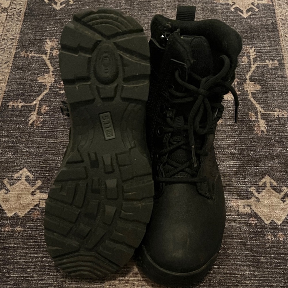5.11 Tactical Women's Black Boots - Picture 4 of 5